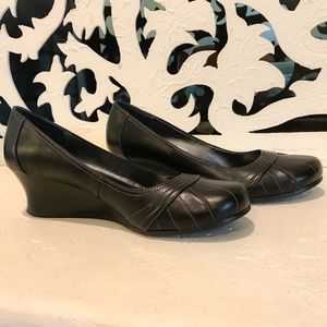 Mudd Mary Jane Wedges
